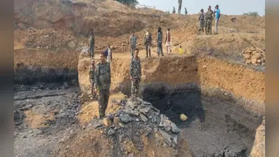 झारखंड: अवैध कोयला खदान ध्वस्त करने पहुंची टास्क फोर्स की टीम पर पथराव, गाड़ियों के शीशे फूटे, बैरंग लौटे अफसर