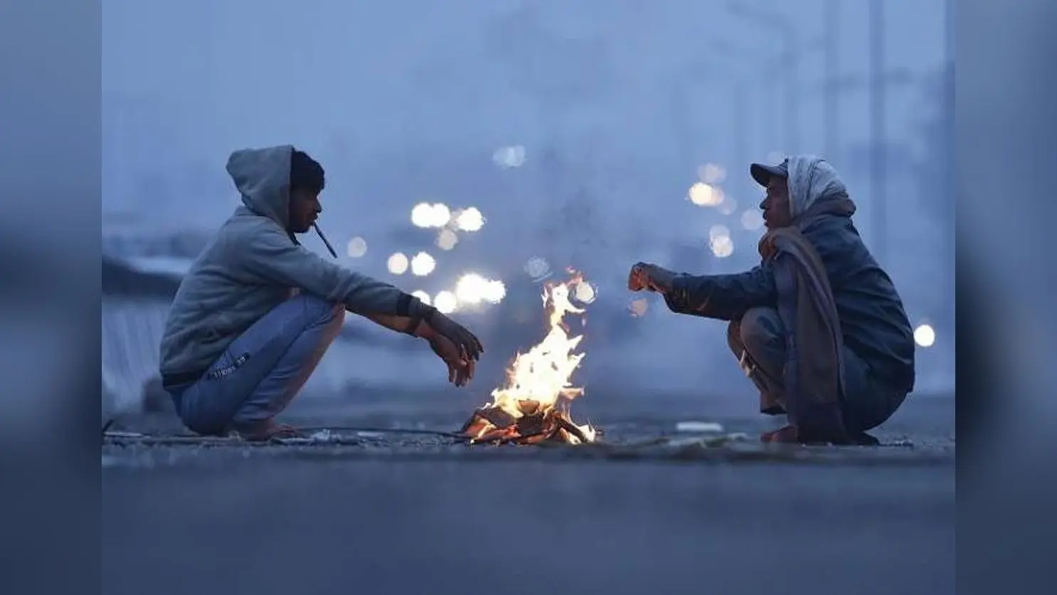 UP Weather Update: राजधानी लखनऊ में सर्दी का सितम, छह डिग्री पहुंचा पारा, अभी और बढ़ेगी ठंड