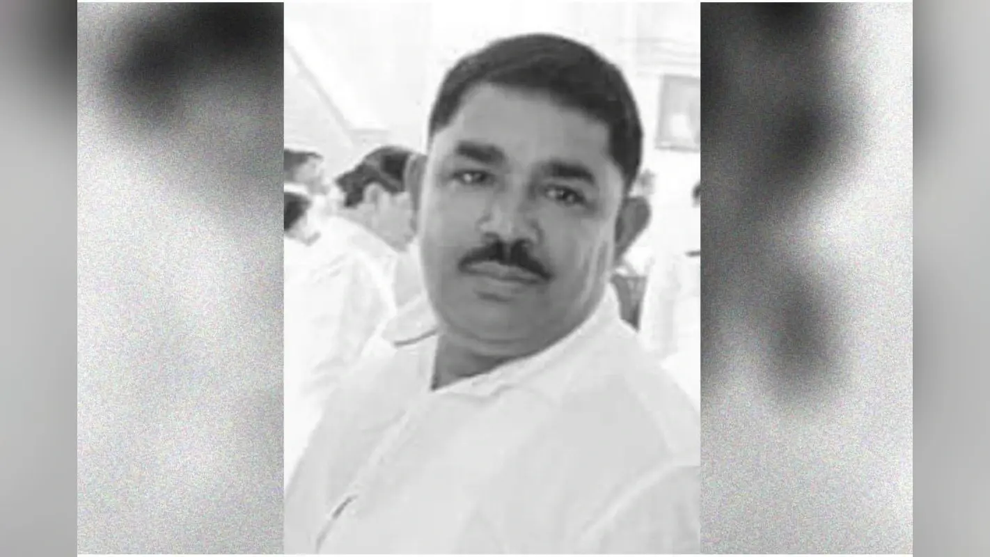 WB News : जयनगर में दिन दहाड़े तृणमूल नेता की गोली मारकर हत्या, इलाके में तनाव, लोगों ने कई घरों में लगाई आग