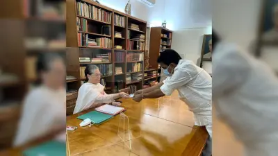 ‘नफरत का वायरस अंदर तक चला गया है’, सोनिया गांधी के इस लेख से भड़की भाजपा