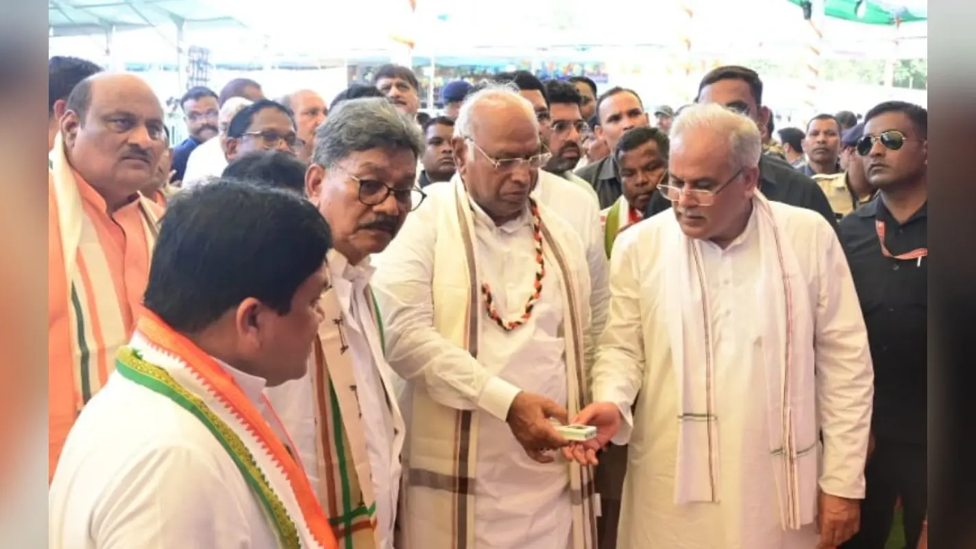 भूपेश बघेल के पास अलादीन का चिराग है, जो मांगोगे वो मिलेगा, छत्तीसगढ़ में बोले मल्लिकार्जुन खरगे