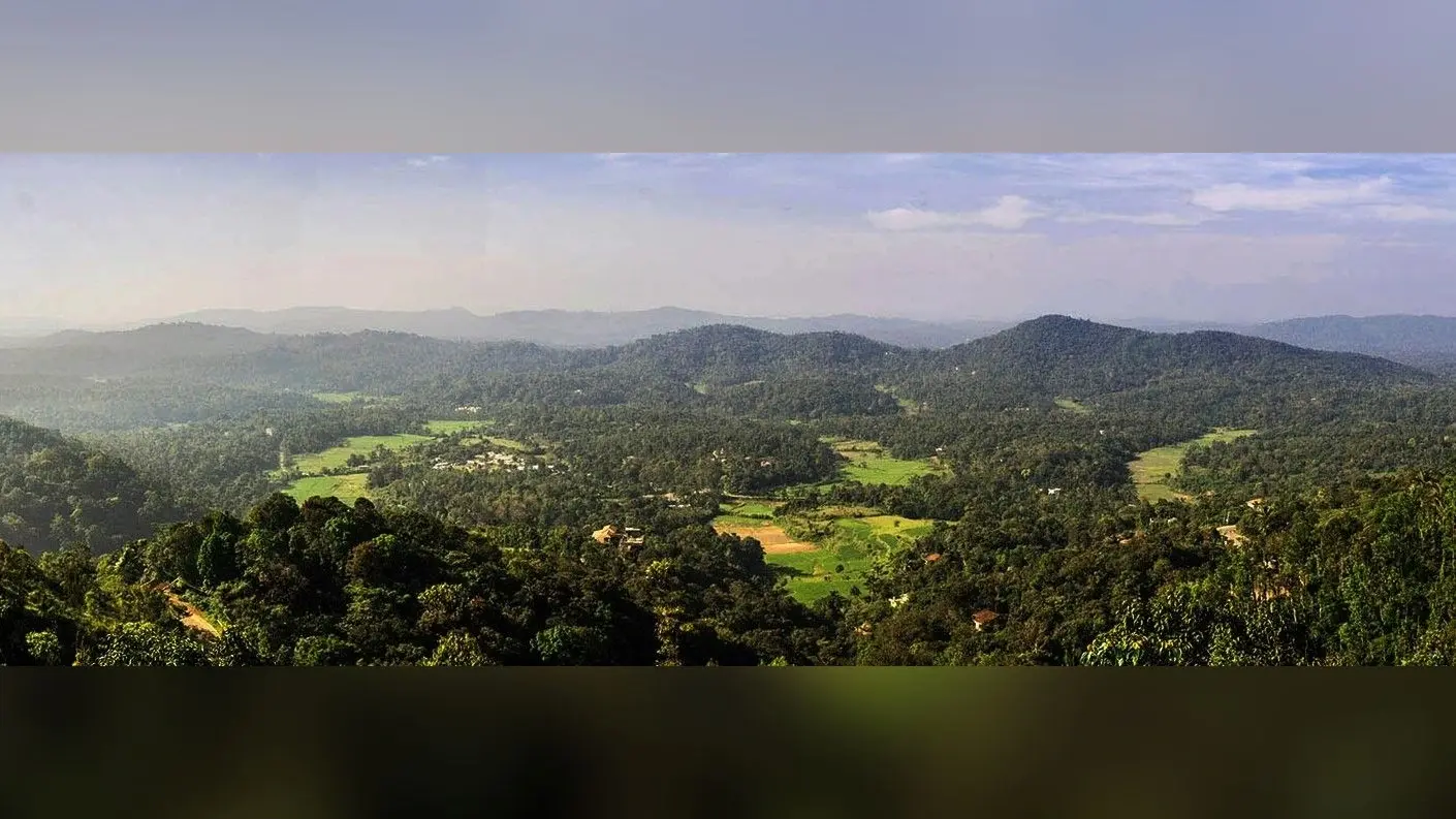 Summer Tour Package: गर्मी की छुट्टियां मनाइये भारत के स्कॉटलैंट कूर्ग में, आईआरसीटीसी उपलब्ध करा रहा सुविधा