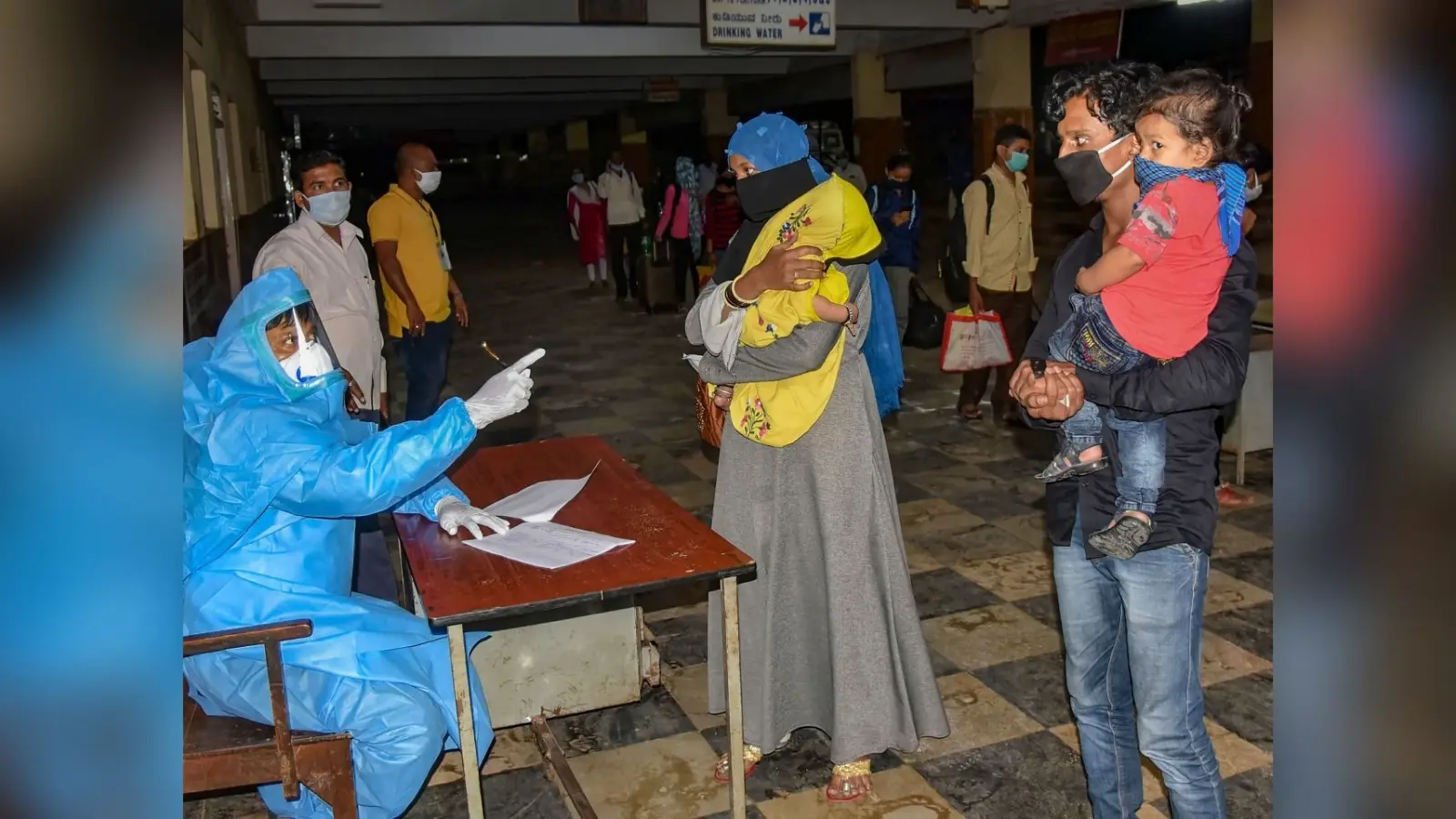 Coronavirus In Patna: अस्पताल में भर्ती कोरोना मरीज से फोन पर बात कर पाएंगे परिजन, अब 24 घंटे फोन से मिल सकेगी जानकारी