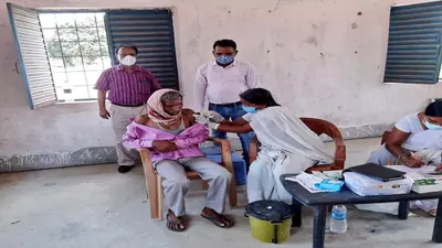 बिहार में अब तक 62 प्रतिशत वयस्कों को लगा कोरोना टीका, सेकेंड डोज लेने वालों की संख्या 13 लाख के पार