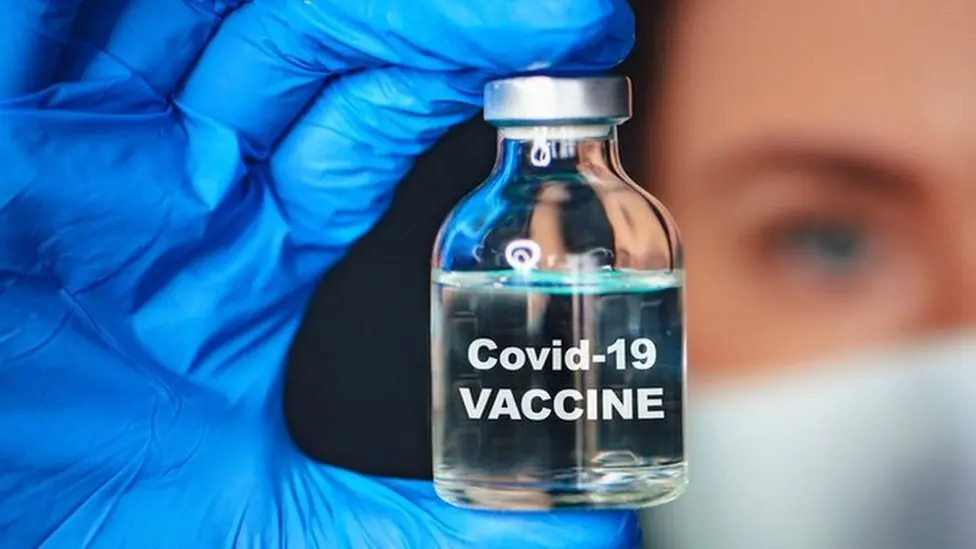 भारत में Corona की दूसरी लहर के बीच आयी राहत भरी खबर, Vaccine की दूसरी डोज के बाद संक्रमित होने की सिर्फ इतनी है आशंका