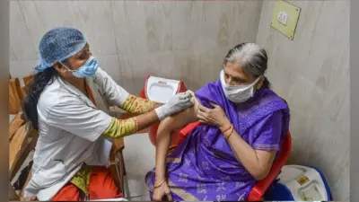 Coronavirus : बिहार में लगातार गिर रहा है वैक्सीनेशन का ग्राफ, पिछले 24 घंटे के दौरान पटना में मात्र 8076 लोगों ने लिया वैक्सीन
