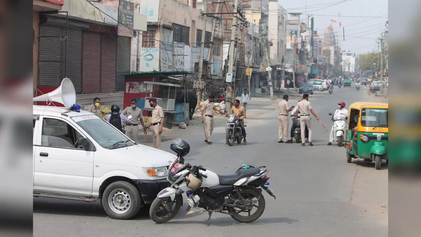 CoronavirusLockdown : केंद्र सरकार ने राज्यों से कहा, जहां जरूरत हो लगा दें कर्फ्यू