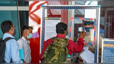 Corona Third Wave: कोरोना की तीसरी लहर जल्द ? दशहरा, दीवाली और छठ में बचकर रहें, विशेषज्ञों ने कही ये बात