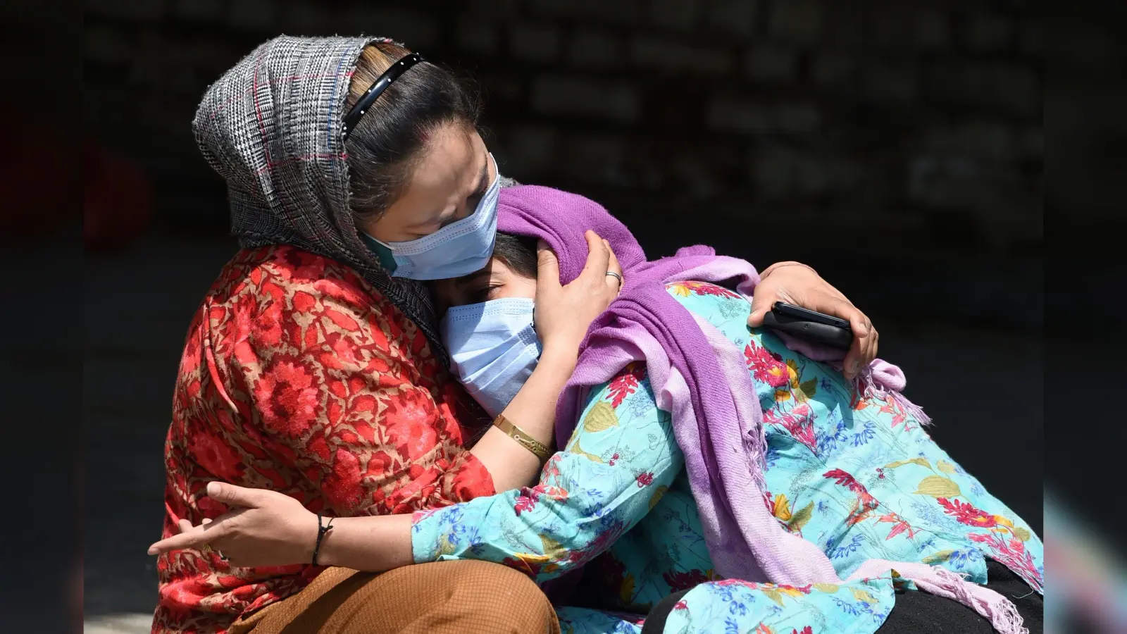 कोरोना संक्रमण से भारत में एक दिन में सबसे ज्यादा 4,329 लोगों की मौत, संक्रमण के मामले में दुनिया में दूसरे नंबर पर