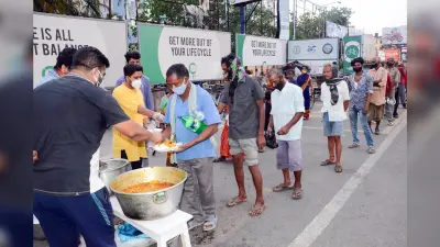 Coronavirus in India : भारत में कोरोना से राहत और बढ़ी, 61 दिनों में पहली बार 24 घंटों में इतने कम नए केस
