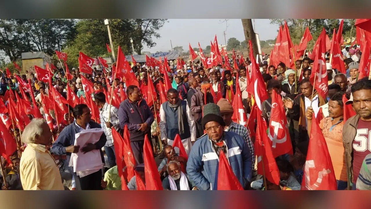 Bengal Chunav 2021 : ‘ममता का ट्रैक रिकॉर्ड खराब, बंगाल चुनाव के बाद बीजेपी से मिला सकती है हाथ’- CPIM महासचिव सीताराम येचुरी का दावा