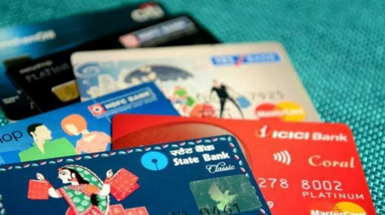 Credit Card: अब अपने मन की तारीख पर भरिए क्रेडिट कार्ड का बिल, रिजर्व बैंक के आदेश से ग्राहकों की हुई मौज