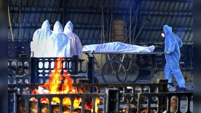 ऑक्सीजन नहीं मिलने से कोरोना पॉजिटिव मरीज की मौत, 16 घंटे पड़ा रहा घर में ही शव