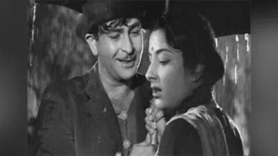 Nargis को देखते ही उनपर दिल हार गए थे राजकपूर, इस वजह से बाथटब में बैठकर खूब रोते थे एक्टर