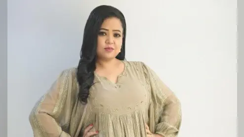प्रेग्नेंट भारती सिंह ने फ्लॉन्ट किया बेबी बंप, कॉमेडी क्वीन के फोटोज के कैप्शन ने फैंस को किया इंप्रेस