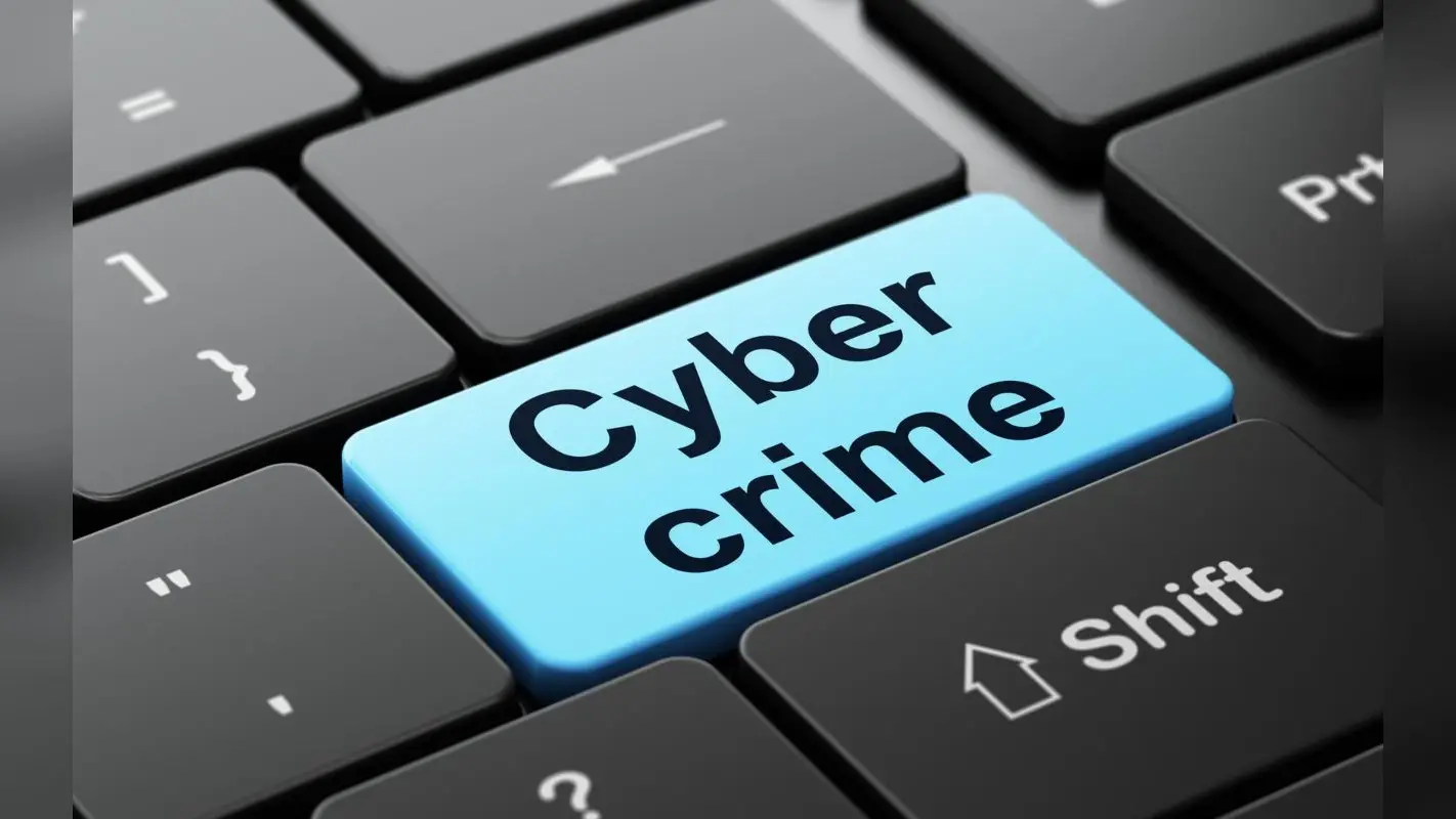 Voice Call Scam: AI की मदद से दोस्त और रिश्तेदार की आवाज निकाल रहे ठग, साइबर फ्रॉड का नया तरीका आया सामने