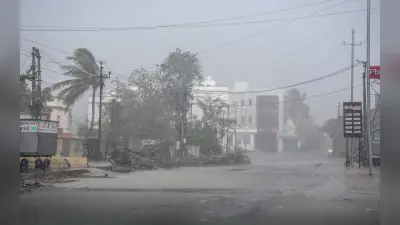 Cyclone Biporjoy: चक्रवात बिपरजॉय ने थामी ट्रेन की रफ्तार, 99 रद्द, 39 शॉर्ट-टर्मिनेट