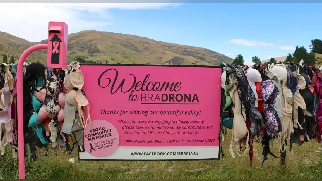 Cardrona Bra Fence: असहनीय तकलीफ, समाज की खामोशी, औरतों का इजहार और ‘ब्रा’ की एक दीवार