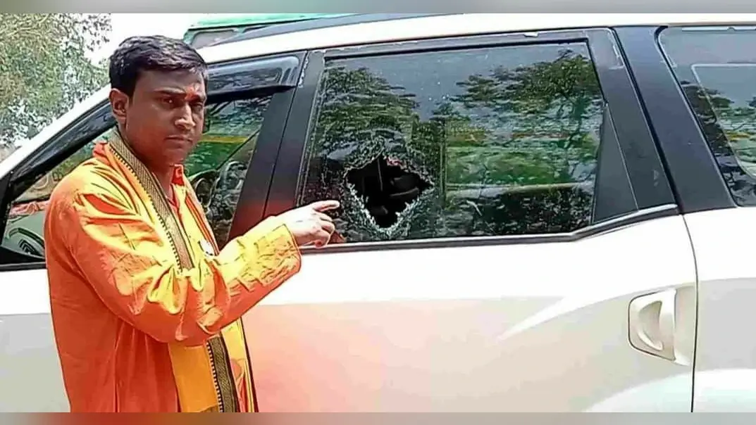 बीरभूम के दुबराजपुर में BJP कैंडिडेट अनूप साहा पर हमला, कार में तोड़फोड़, दस कार्यकर्ता घायल