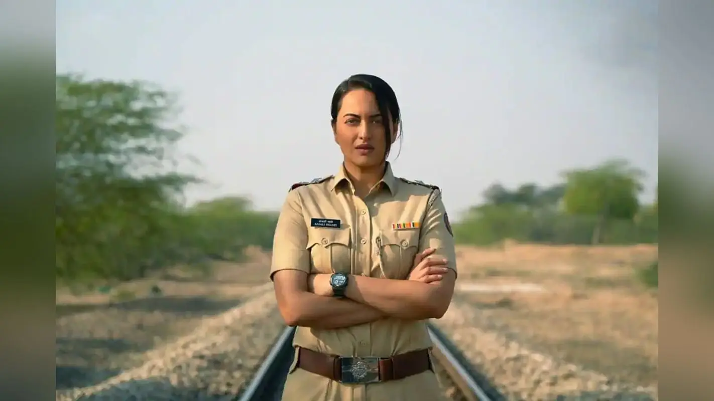 इन 5 वेब सीरीज में एक्टर्स को कड़ी टक्कर देती हैं ये एक्ट्रेस, लिस्ट में दहाड़, सास, बहू और फ्लेमिंगो है शामिल