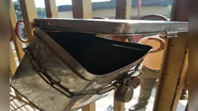 अब भगवान के घर भी सुरक्षित नहीं, गिरिडीह के मंदिर में दानपेटी तोड़ नगदी ले उड़े चोर