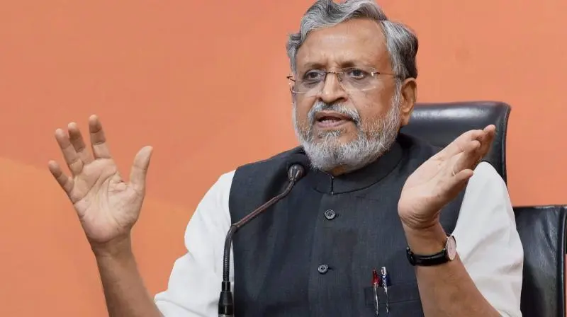 लालू आईएएस अधिकारियों से खैनी मलवाते थे, जानिए तेजस्वी को लेकर सुशील मोदी ने क्या कुछ कहा
