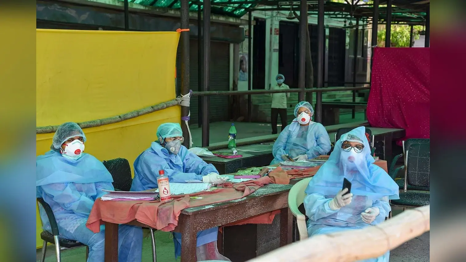 Covid-19: 10 जुलाई से मिलेगा ‘कोरोना कवच’ और ‘कोरोना रक्षक’, जानिए इस नयी बीमा योजना के बारे में