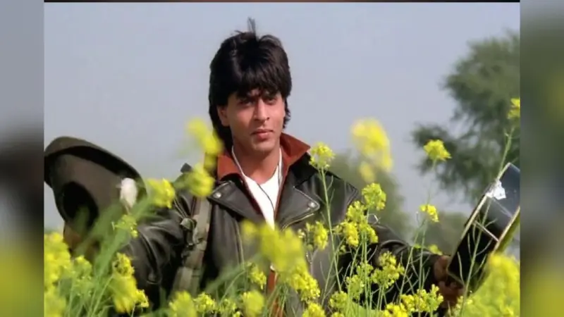 शाहरुख खान के 57वें जन्मदिन पर इन सिनेमाघरों में फिर से रिलीज होगी Dilwale Dulhania Le Jayenge