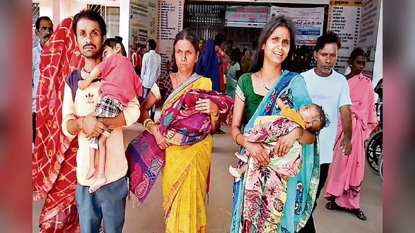 गुमला : रिम्स ले जाने के लिए नहीं था पैसा, मासूम की मौत