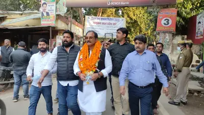 UP Election: सपा और अपना दल (कमेरावादी) गठबंधन में दरार? रोहनिया सीट पर दोनों के प्रत्याशियों का नामांकन