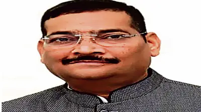 Happy Dhanteras 2022: आप सभी पर मां लक्ष्मी की बनी रहे कृपा… रिश्तेदारों को करें Dhanteras wish 2022