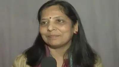 Punjab Polls: केजरीवाल की पत्नी ने किया AAP के लिए प्रचार, बोलीं- दिल्ली में काम किया है, यहां भी करेंगे