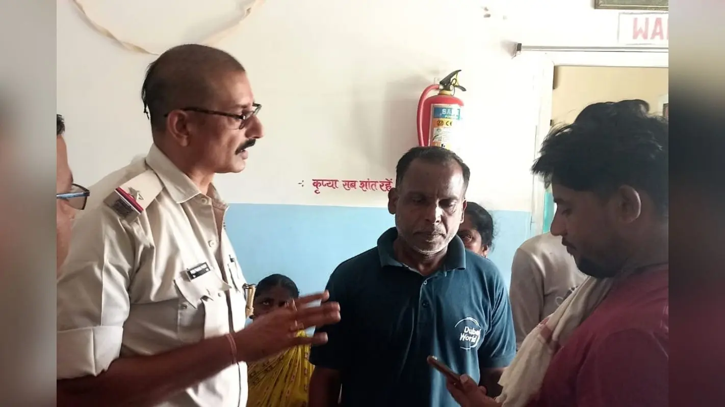 झारखंड: तीन शिशुओं की मौत से आक्रोशित परिजनों का देव क्लिनिक में हंगामा, डॉक्टर पर लापरवाही का लगाया आरोप