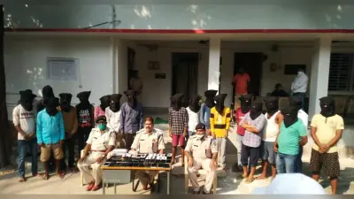 Cyber Crime : देवघर पुलिस ने 18 साइबर ठगों को दबोचा, ऐसे करते थे लोगों से ऑनलाइन ठगी