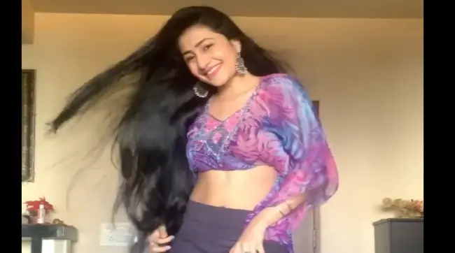 युजवेंद्र चहल की पत्नी Dhanashree Verma ने किया ‘कौन सा नशा करता है’ पर धांसू डांस, Video Viral