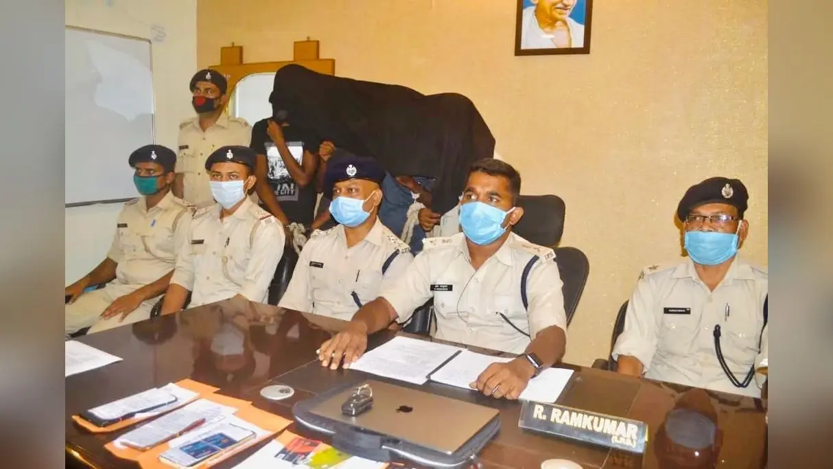 शान-ओ-शौकत की जिंदगी ने जामताड़ा और गिरिडीह के 4 साइबर क्रिमिनल्स को पहुंचाया जेल