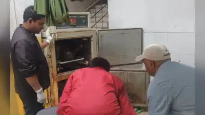 Dhanbad Fire: शव के लिए कम पड़ गयी जगह, जनप्रतिनिधि बोले- नगर निगम व अग्निशमन विभाग पर हो कार्रवाई