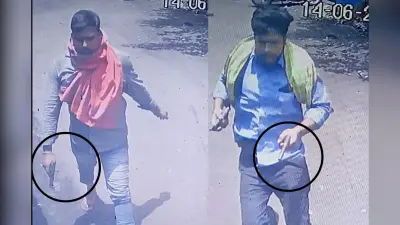PHOTO: धनबाद में दिन-दहाड़े मर्डर करने वाले अपराधियों का हथियार के साथ सामने आया फोटो