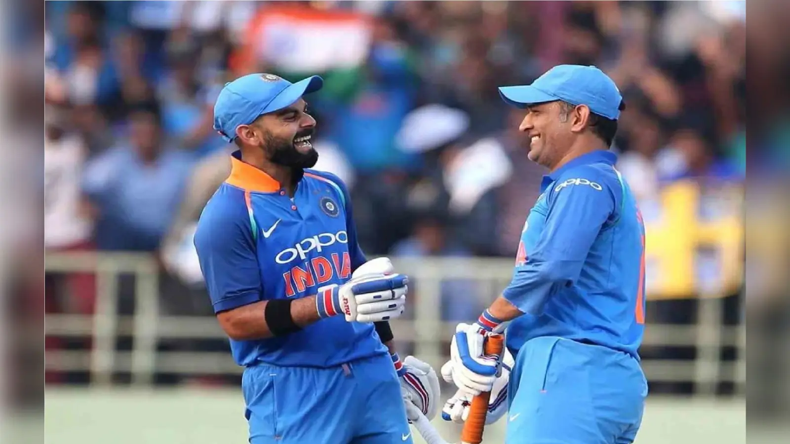 MS Dhoni के मुरीद हैं विराट कोहली, इन दो शब्दों से की कैप्टन कूल की तारीफ जो आपको भी आएगी पसंद