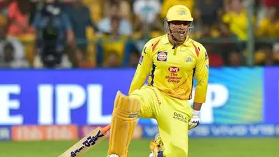 South Africa T20 लीग से जुड़ेंगे MS Dhoni! लीग के कमिश्नर ग्रीम स्मिथ ने कह दी बड़ी बात