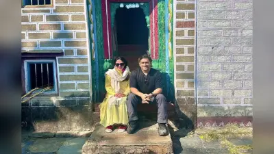 VIDEO : महेंद्र सिंह धोनी ने पैतृक गांव जाकर की कुल देवता की पूजा, साक्षी संग लिया परिजनों का आशीर्वाद