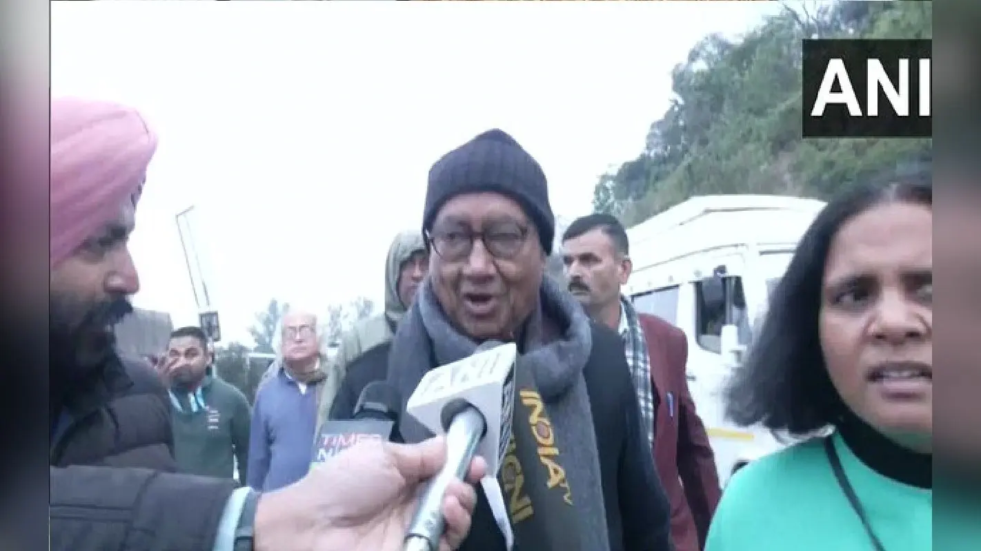 सर्जिकल स्ट्राइक पर सवाल उठाकर बुरे फंसे दिग्विजय सिंह, अब दे रहे सफाई, BJP ने कांग्रेस पर बोला हमला