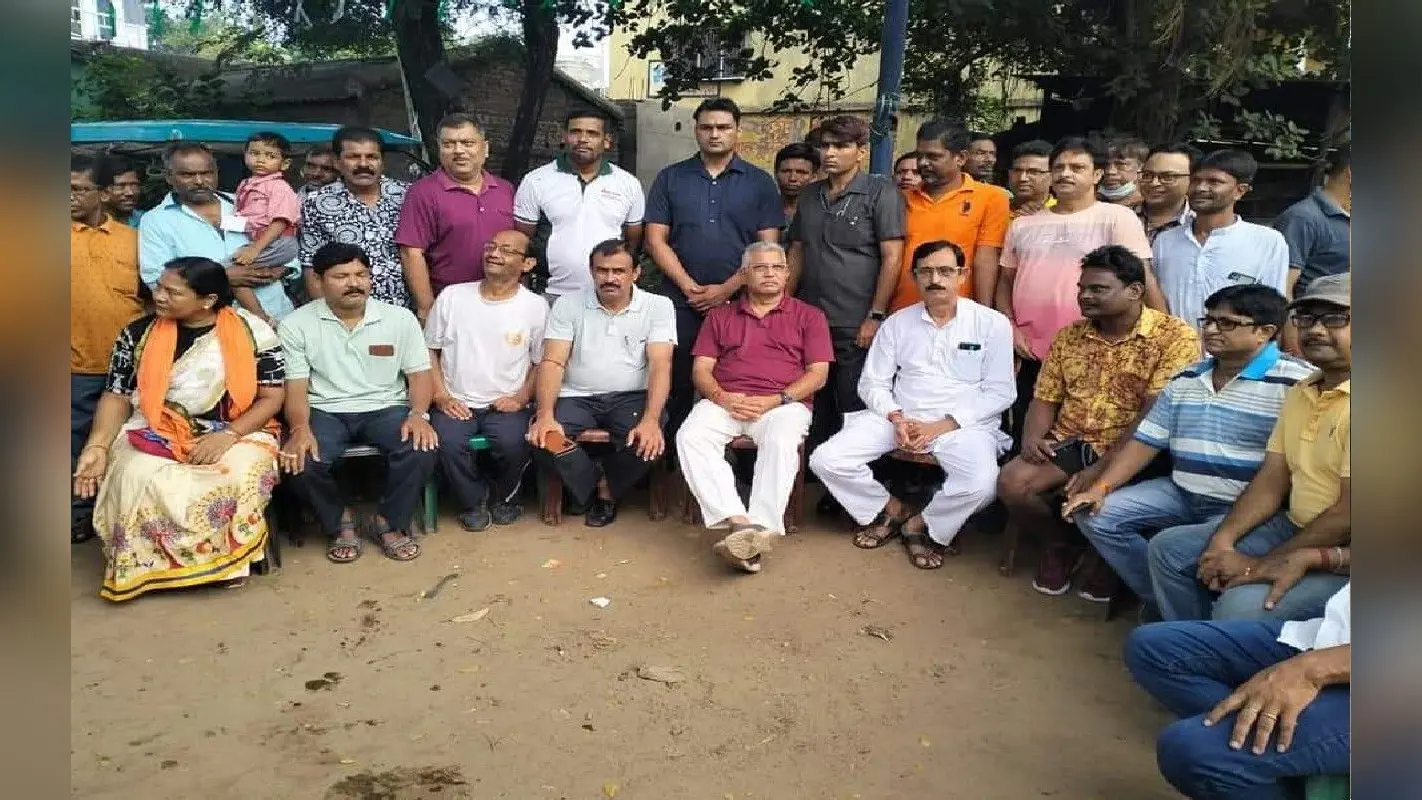 मछली वाले से बोले BJP नेता दिलीप घोष- अनुब्रत नहीं है, तो जो मन में आता है करते हो, चलो जाओ यहां से…