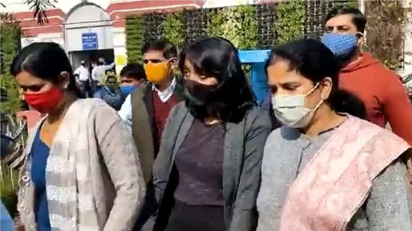Toolkit Case: दिशा रवि को तीन दिनों की न्यायिक हिरासत में भेजा गया, कई आरोपियों को साथ बिठाकर होगी पूछताछ