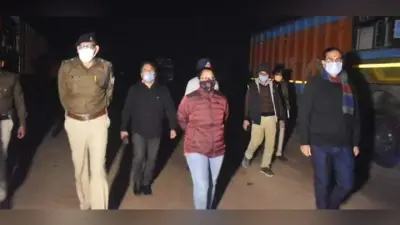 Bihar News : निरीक्षण के दौरान टेबल पर शराब देख भड़क उठीं DM , होटल को सील करने का दिया आदेश