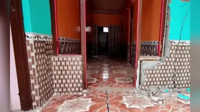 जम्मू कश्मीर का यह इलाका बनता जा रहा जोशीमठ, भू-धंसाव के बाद 117 लोगों को सुरक्षित जगहों पर भेजा गया