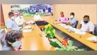 शहर व नप के बूथों पर महिला कर्मी की लगेगी ड्यूटी, केंद्रों को सैनिटाइज करायेगी ग्राम पंचायत, जाने क्या होगा वोटर के लिए गाइड लाइन