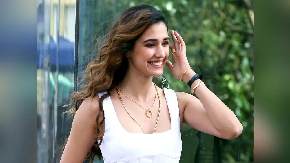 Disha Patani के चेहरे पर दिखा मच्छर काटने का निशान, बोलीं- जब ठीक आपके चेहरे के…