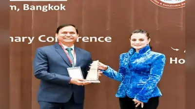 DPS बोकारो के प्राचार्य AS गंगवार ने झारखंड का बढ़ाया मान, अमीषा पटेल से बैंकॉक में मिला सम्मान