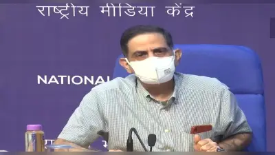 भारत में घट रहे हैं कोरोना के मामले, लेकिन आने वाले त्योहारों के दौरान ये जिम्मेदारी निभाना है जरूरी…